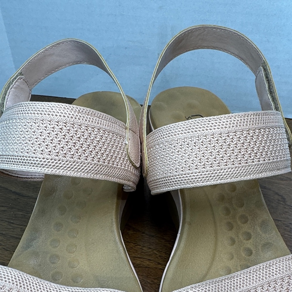 Malu Super Comfort Pink Wedge Sandals w/ Stretchy Woven Straps, US sz 10 - Picture 4 of 14